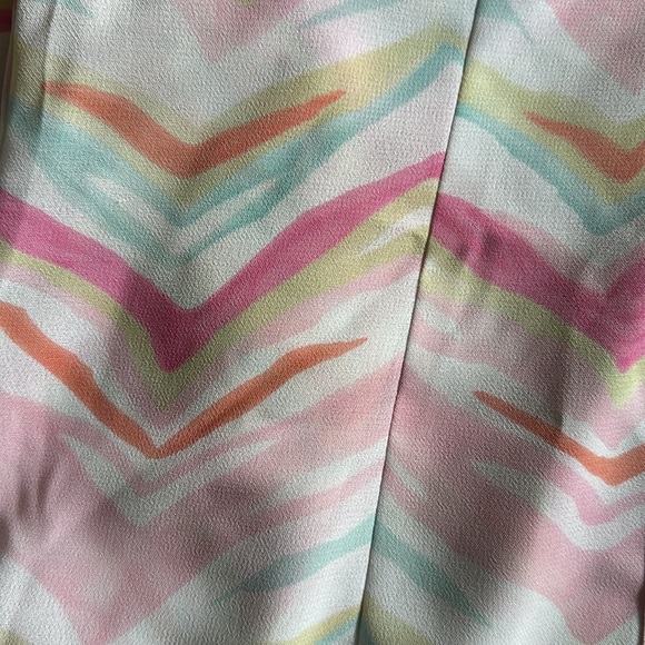 New York & Company Artwork Skirt Set (Sz M) - Picture 2 of 2